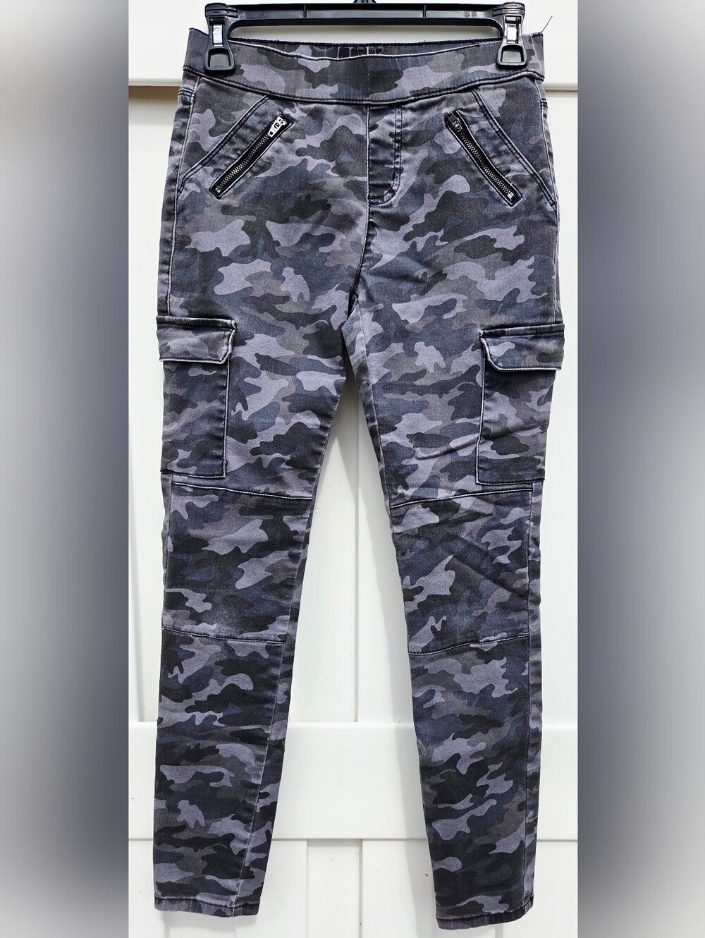Girls Justice Gray and Black Camo Bottoms With Elastic Waist Size 14